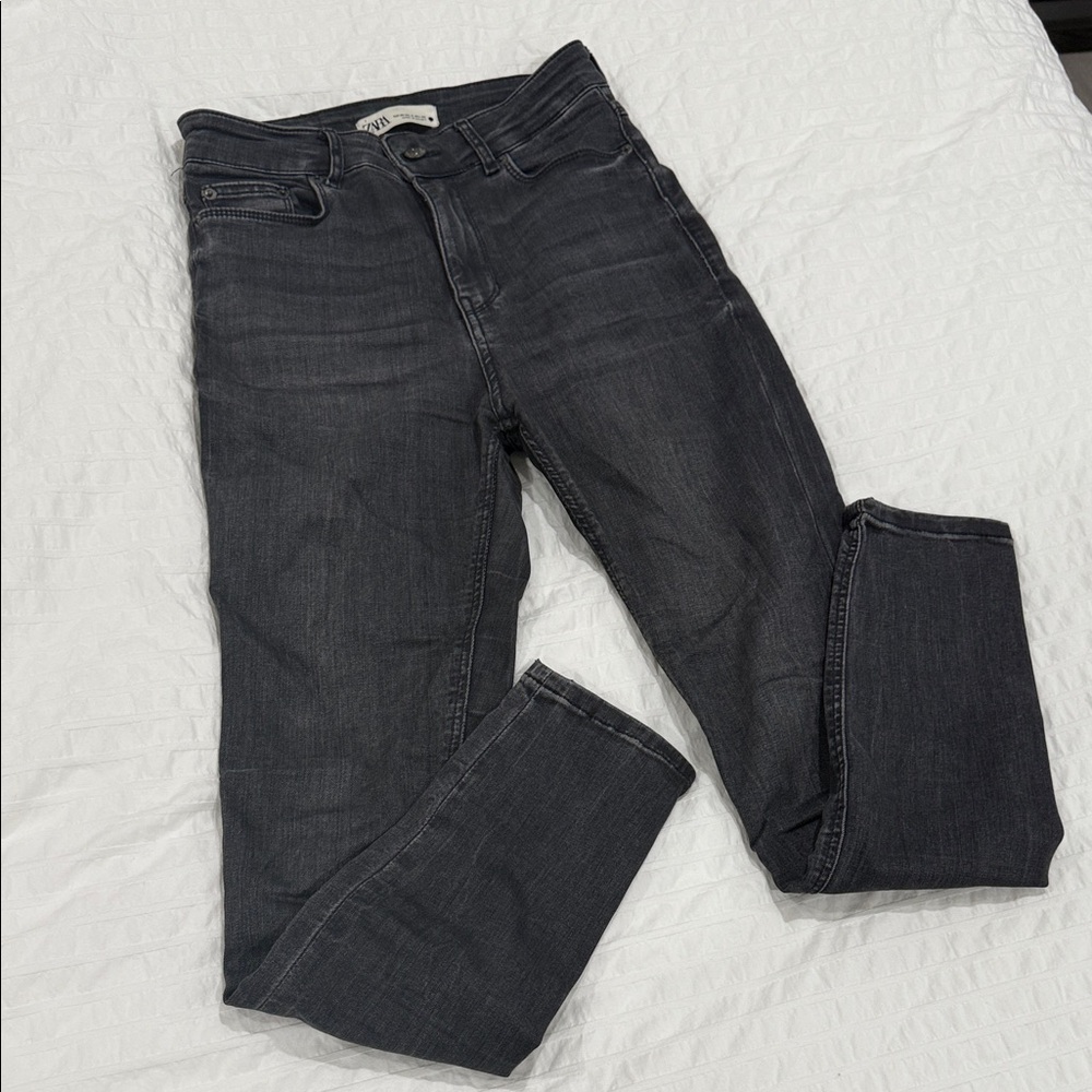ZARA GREY SKINNY JEANS